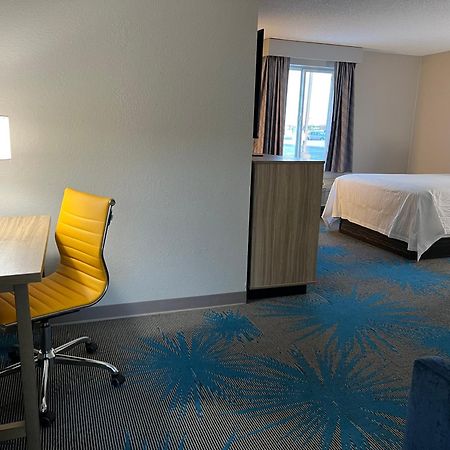 Days Inn By Wyndham Jamestown Kültér fotó