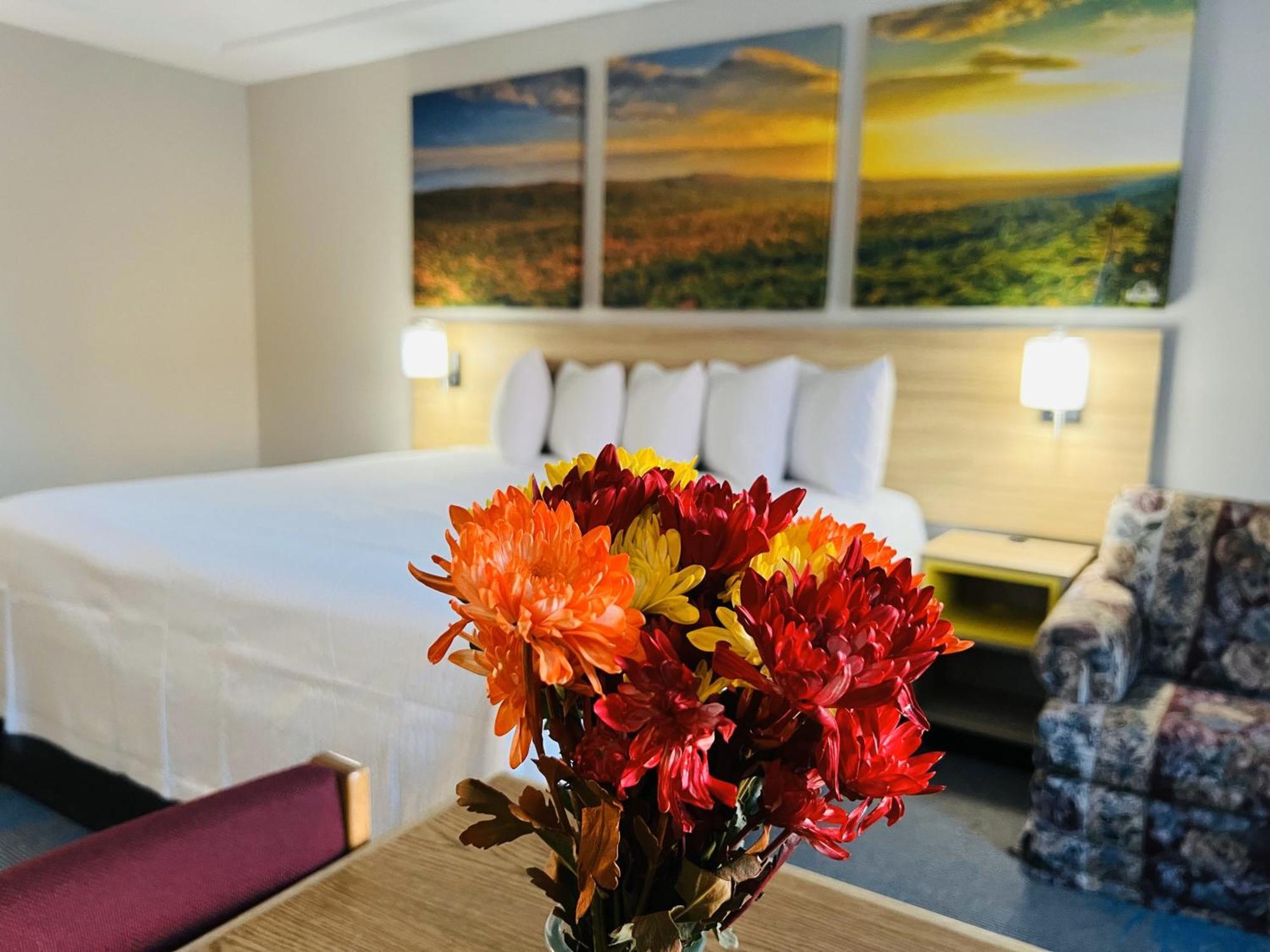 Days Inn By Wyndham Jamestown Kültér fotó